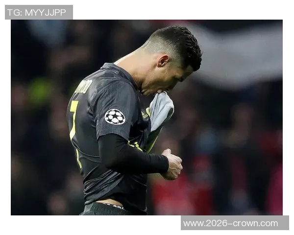 霍福德伤情确诊为右侧坐骨神经痛与老詹相似的伤病困扰